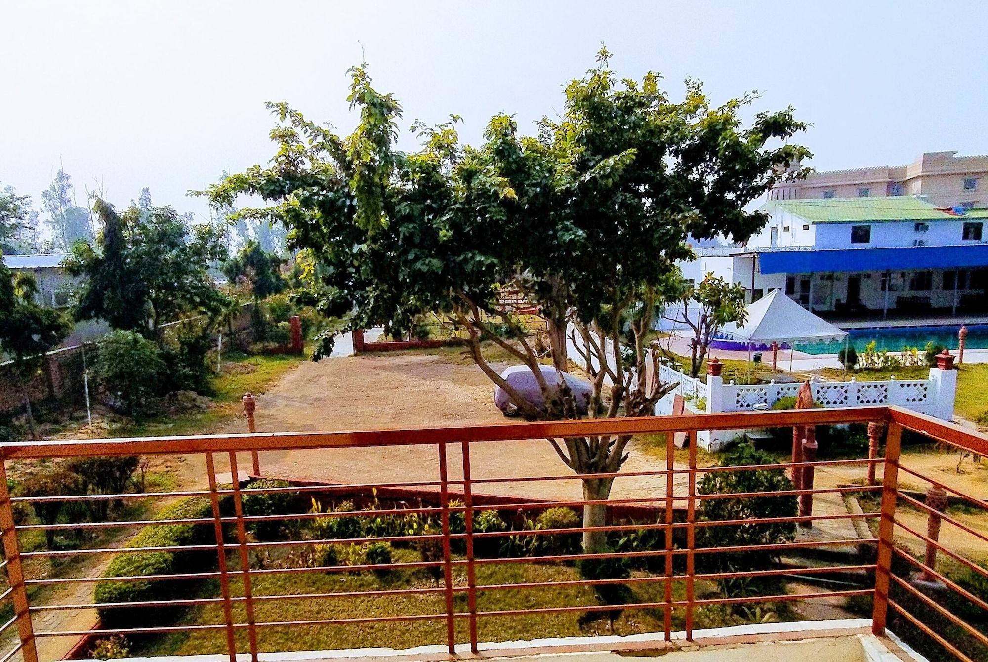 Swaraj Resorts Bharatpur Buitenkant foto