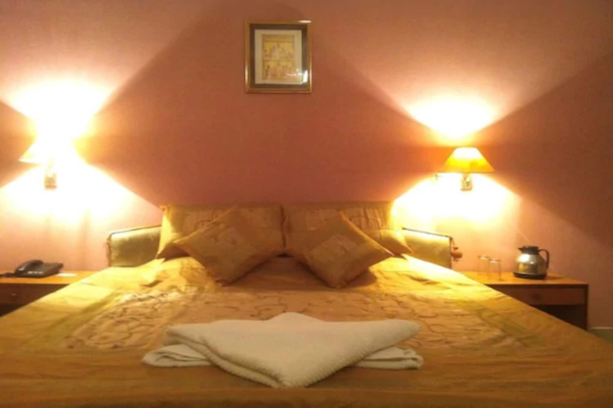Swaraj Resorts Bharatpur Buitenkant foto