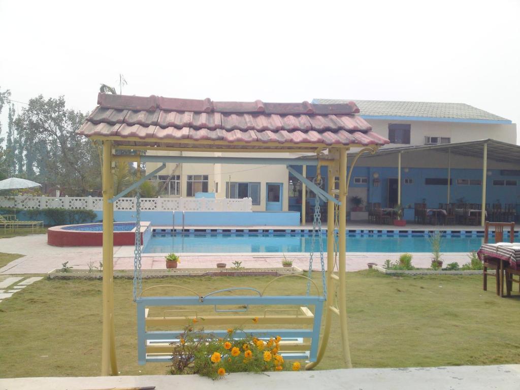 Swaraj Resorts Bharatpur Buitenkant foto