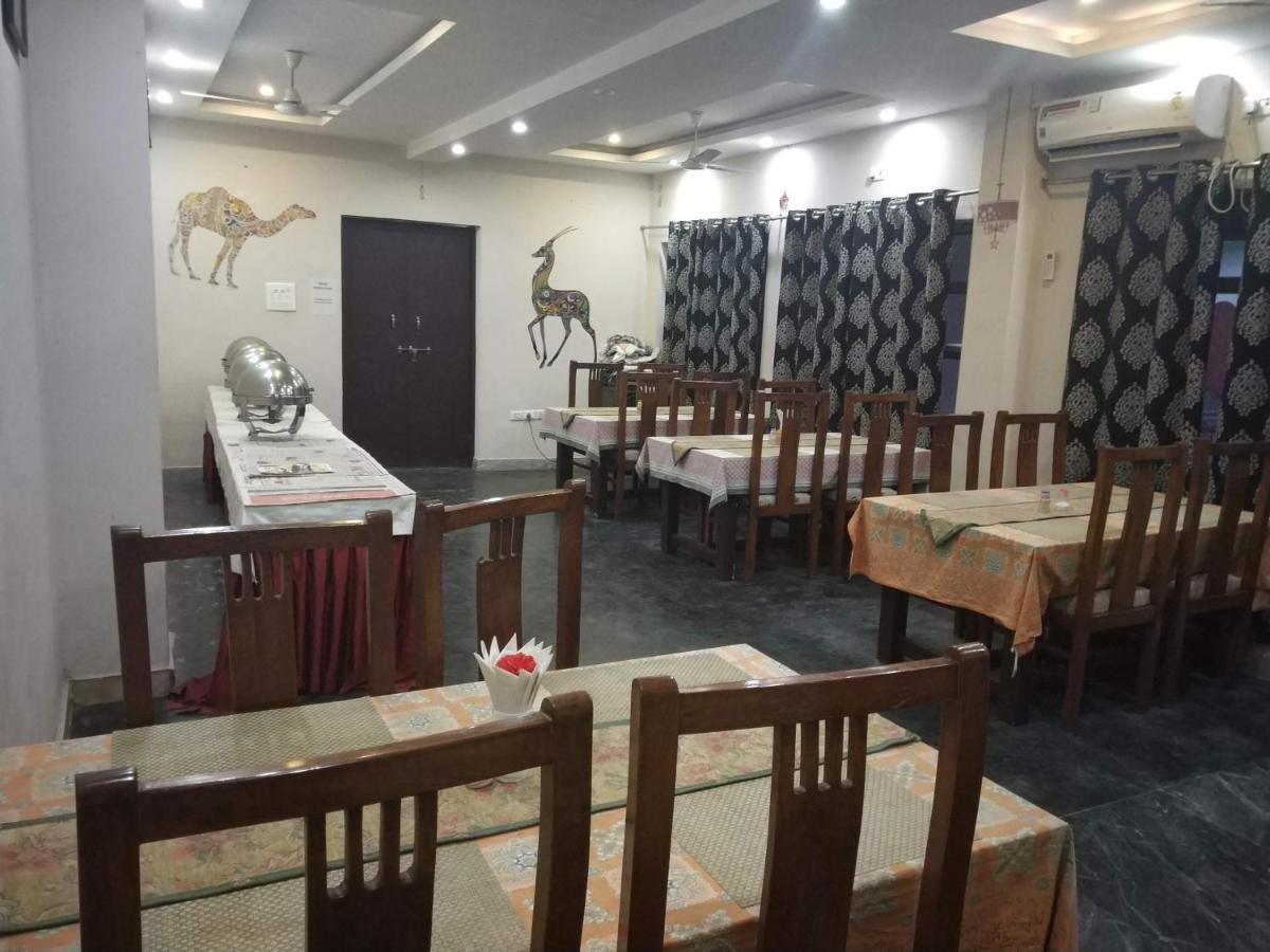 Swaraj Resorts Bharatpur Buitenkant foto