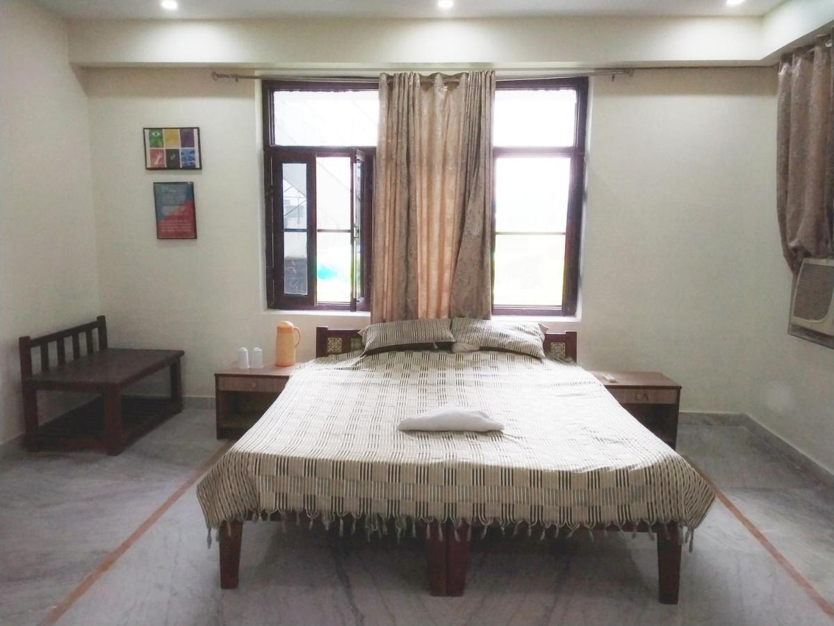 Swaraj Resorts Bharatpur Buitenkant foto